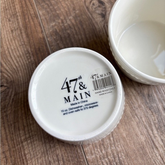 47th & Main Football Themed Ceramic Serveware Guacamole & Salsa Bowls KC Chiefs - Picture 5 of 5